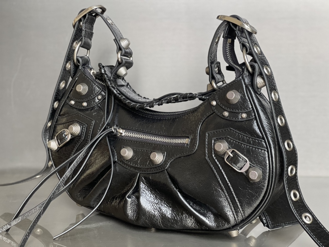 専櫃1比1 BALENCIAGA巴黎世家 LE CAGOLE小號單肩包 油蠟黑