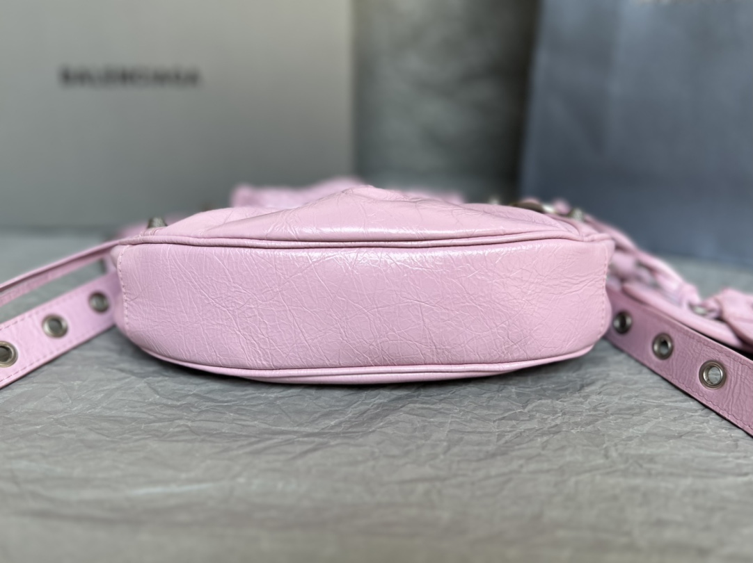 高仿BALENCIAGA巴黎世家 LE CAGOLE單肩包 加小號油蠟櫻花粉