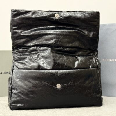 高仿BALENCIAGA巴黎世家 Monaco細紋牛皮革鏈帶包 大號油蠟黑銀