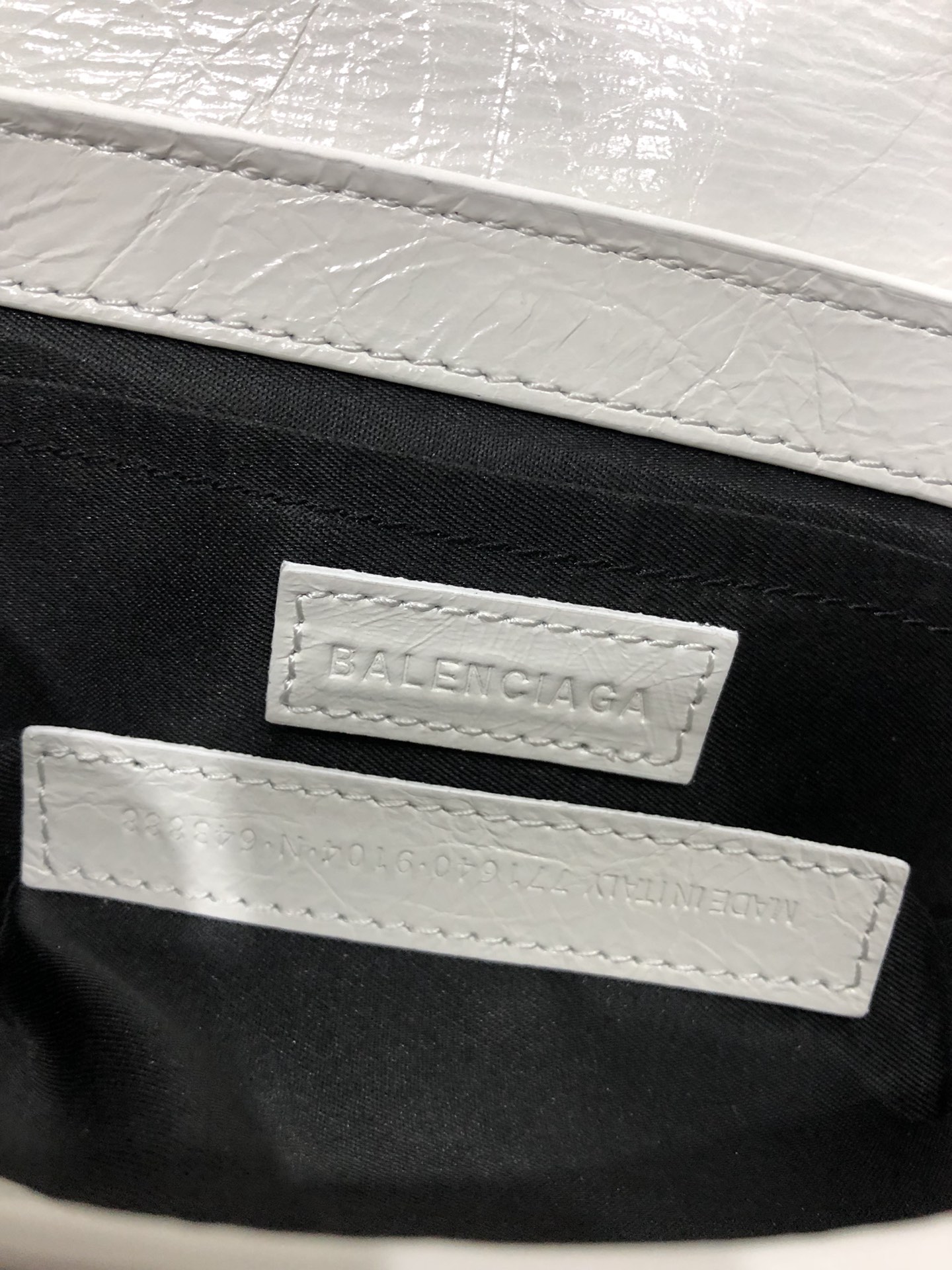 専櫃複刻BALENCIAGA巴黎世家 Le Cagole白色細紋牛皮革大號單肩包