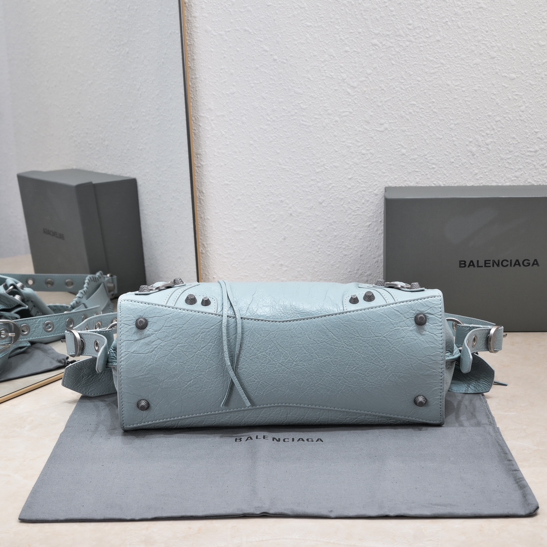 複刻高仿BALENCIAGA巴黎世家 Neo Cagole 細紋牛皮革手提包 中號淺藍