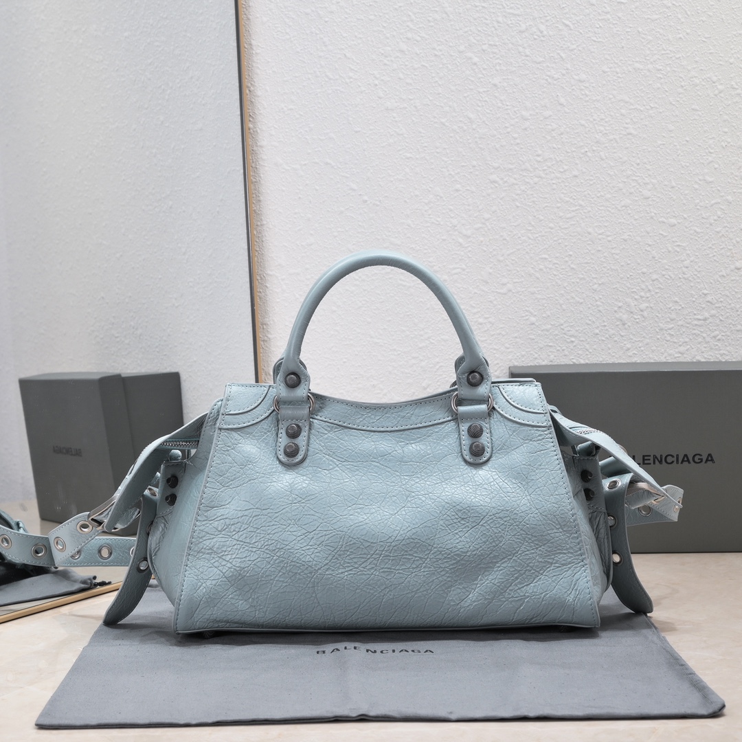 複刻高仿BALENCIAGA巴黎世家 Neo Cagole 細紋牛皮革手提包 中號淺藍