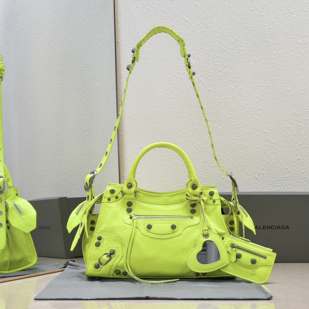 複刻高仿BALENCIAGA巴黎世家 Neo Cagole 細紋牛皮革手提包 中號亮藍