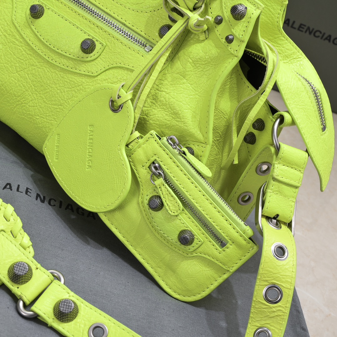 複刻高仿BALENCIAGA巴黎世家 Neo Cagole 細紋牛皮革手提包 中號亮藍