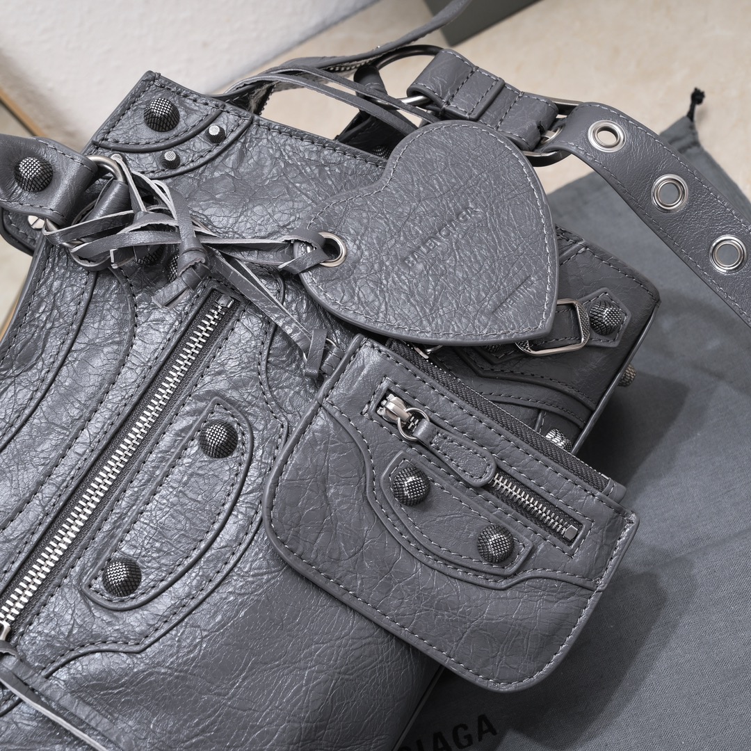 複刻高仿BALENCIAGA巴黎世家 Neo Cagole 細紋牛皮革手提包 中號灰色