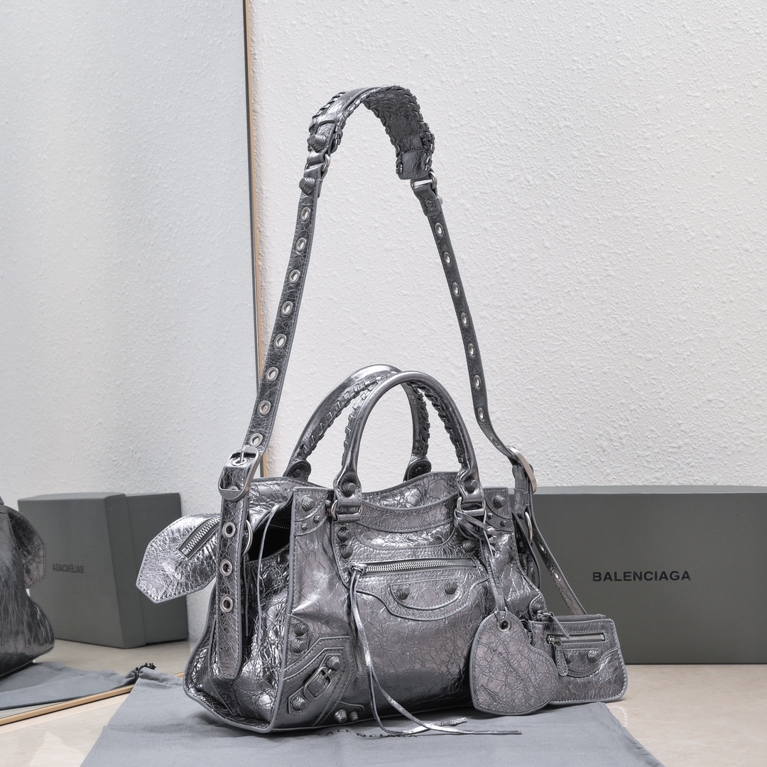 複刻高仿BALENCIAGA巴黎世家 Neo Cagole 細紋牛皮革手提包 中號銀灰