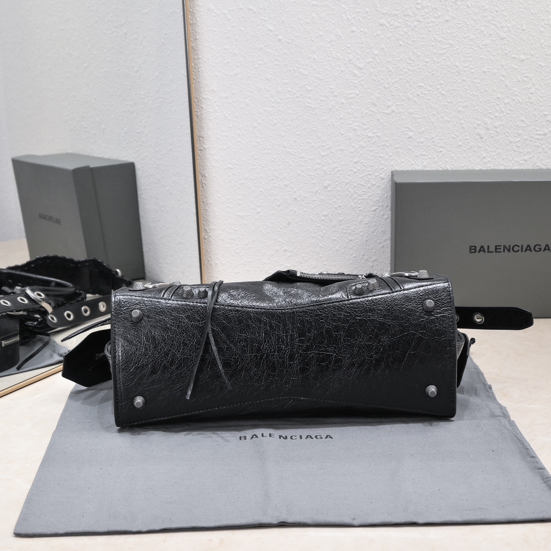 複刻高仿BALENCIAGA巴黎世家 Neo Cagole 細紋牛皮革手提包 中號黑色