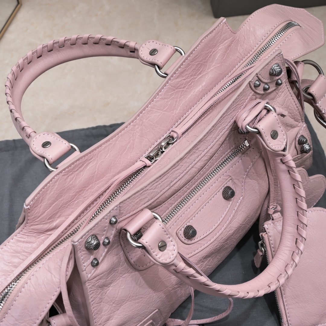 複刻高仿BALENCIAGA巴黎世家 Neo Cagole 細紋牛皮革手提包 中號淺紫