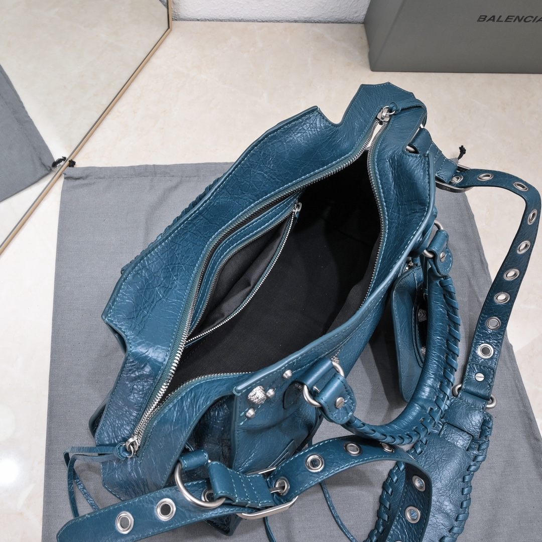 複刻高仿BALENCIAGA巴黎世家 Neo Cagole 細紋牛皮革手提包 中號深藍