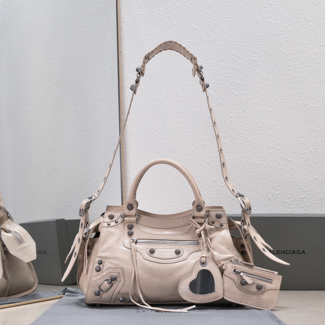 複刻高仿BALENCIAGA巴黎世家 Neo Cagole 細紋牛皮革手提包 中號杏色