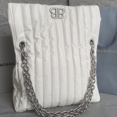 高仿複刻BALENCIAGA巴黎世家 Monaco白色絎縫薄牛皮革中號鏈帶包