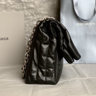 高仿複刻BALENCIAGA巴黎世家 Monaco黑色絎縫薄牛皮革中號鏈帶包