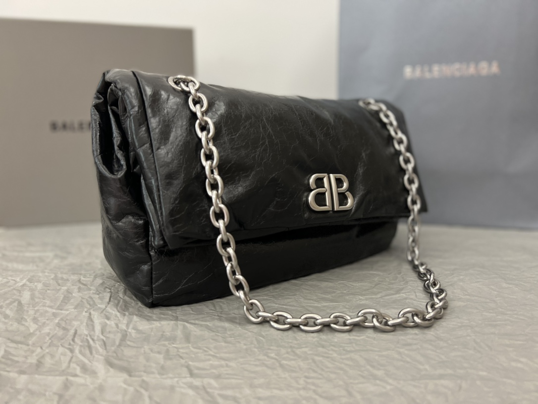 原單BALENCIAGA巴黎世家 Monaco細紋牛皮革鏈帶包 小號【油蠟黑銀】