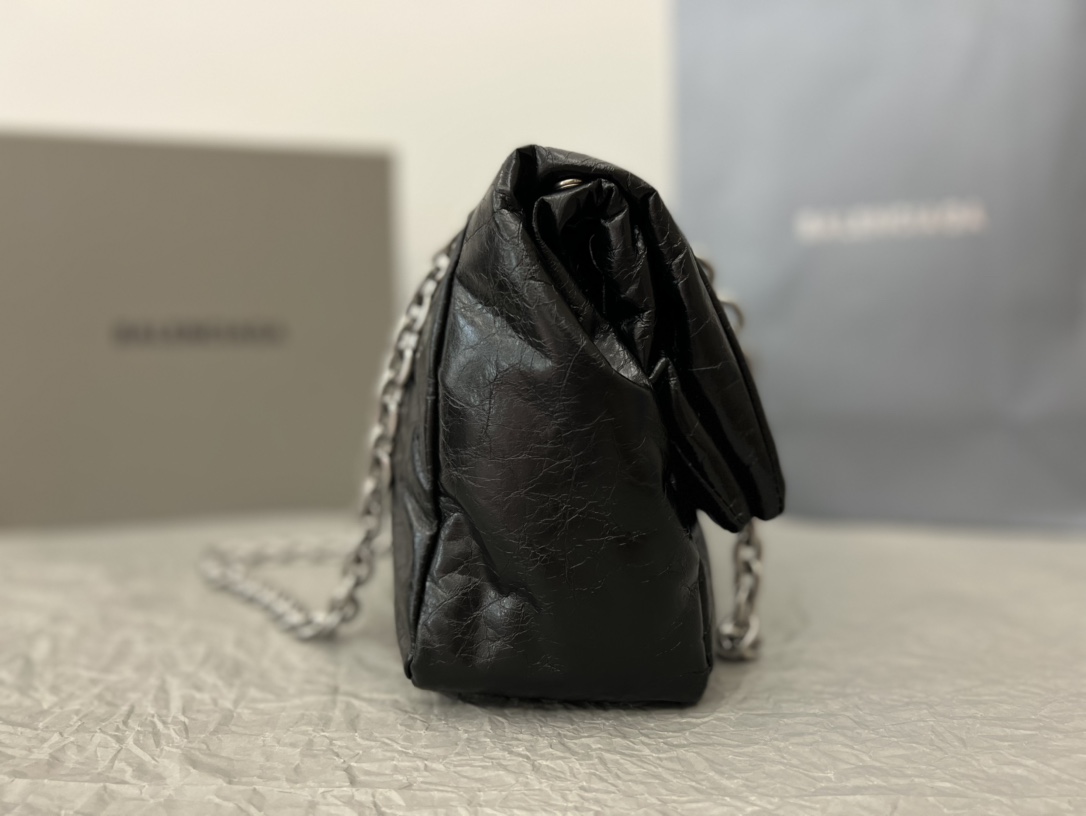原單BALENCIAGA巴黎世家 Monaco細紋牛皮革鏈帶包 小號【油蠟黑銀】