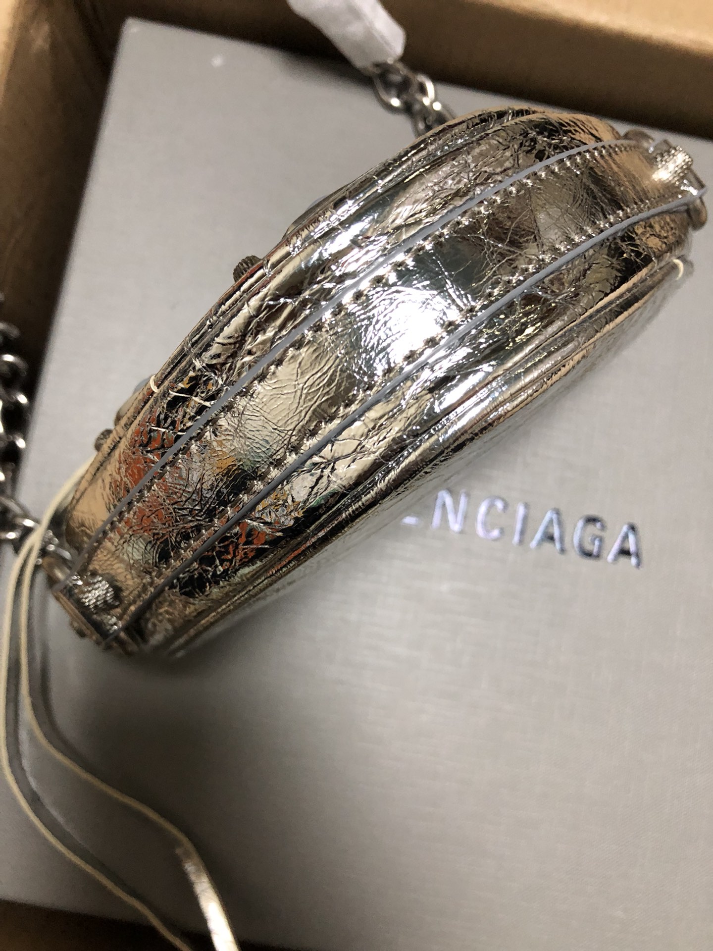 1比1複刻BALENCIAGA巴黎世家 LE CAGOLE HEART愛心包 迷你手袋 銀灰