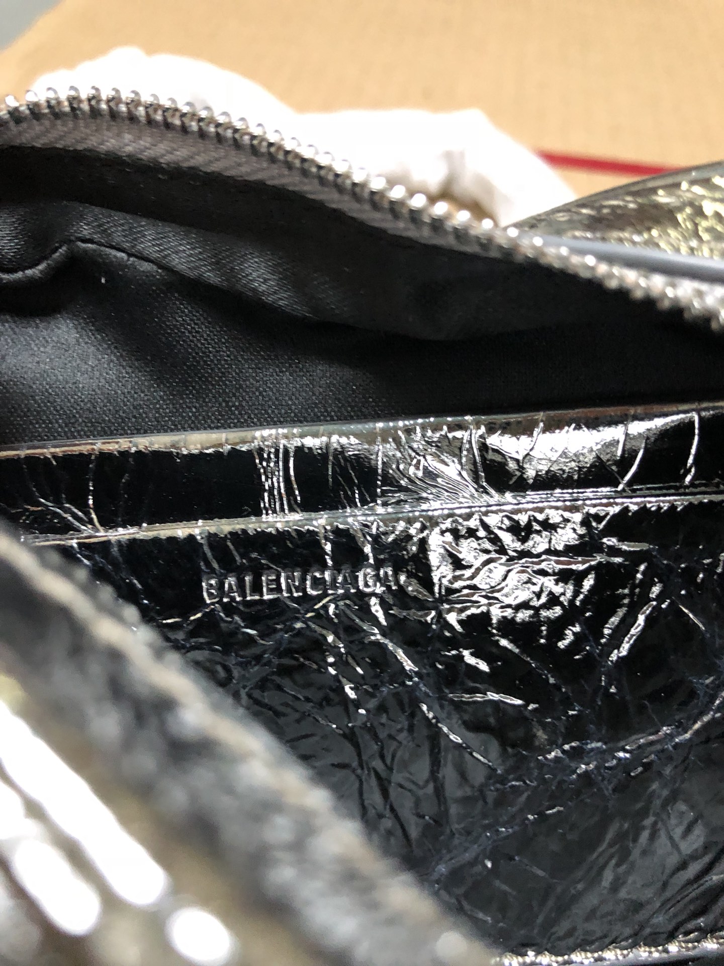1比1複刻BALENCIAGA巴黎世家 LE CAGOLE HEART愛心包 迷你手袋 銀灰