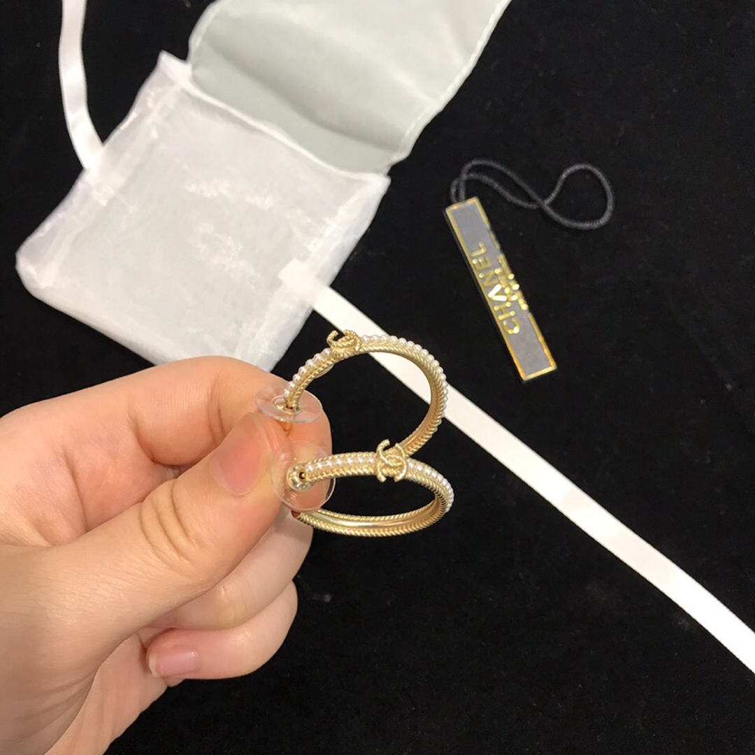 大氣火爆CHANEL走秀款耳釘耳環