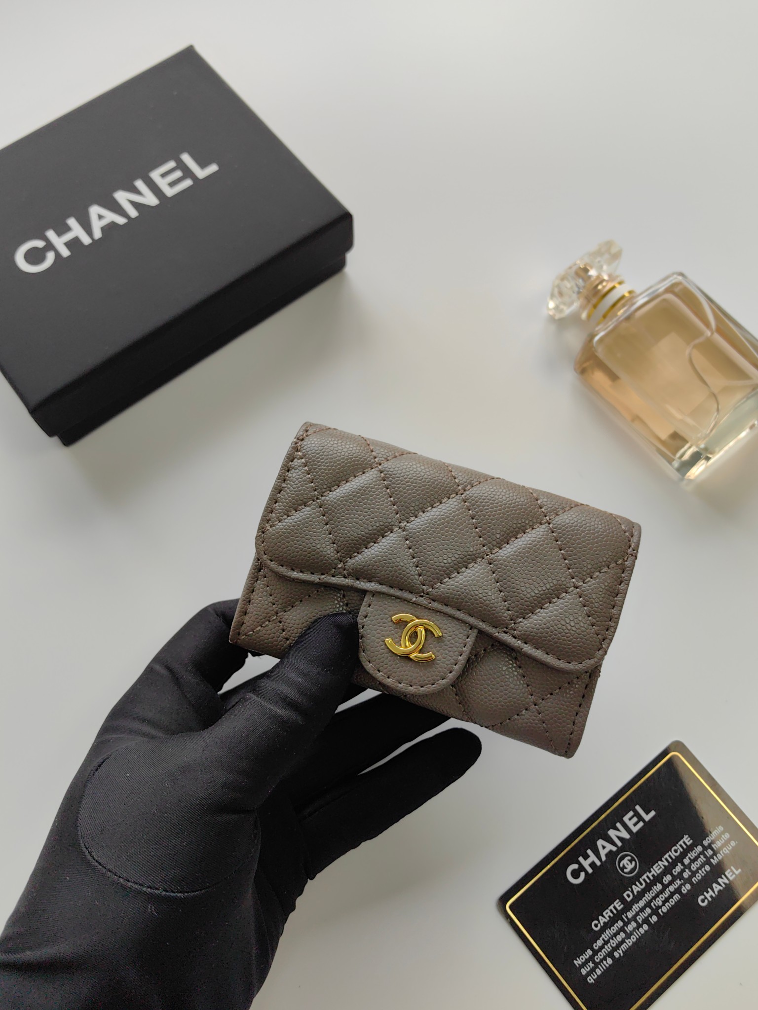 CHANEL香奈兒高仿經典口袋卡套女裝錢包 軍綠色