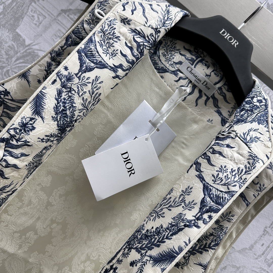 DIOR迪奧高仿太陽花盤扣馬甲無袖背心女款