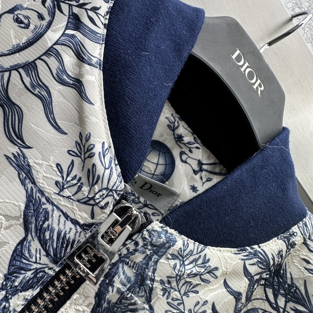 DIOR迪奧高仿原單一比一女款上衣無袖馬甲
