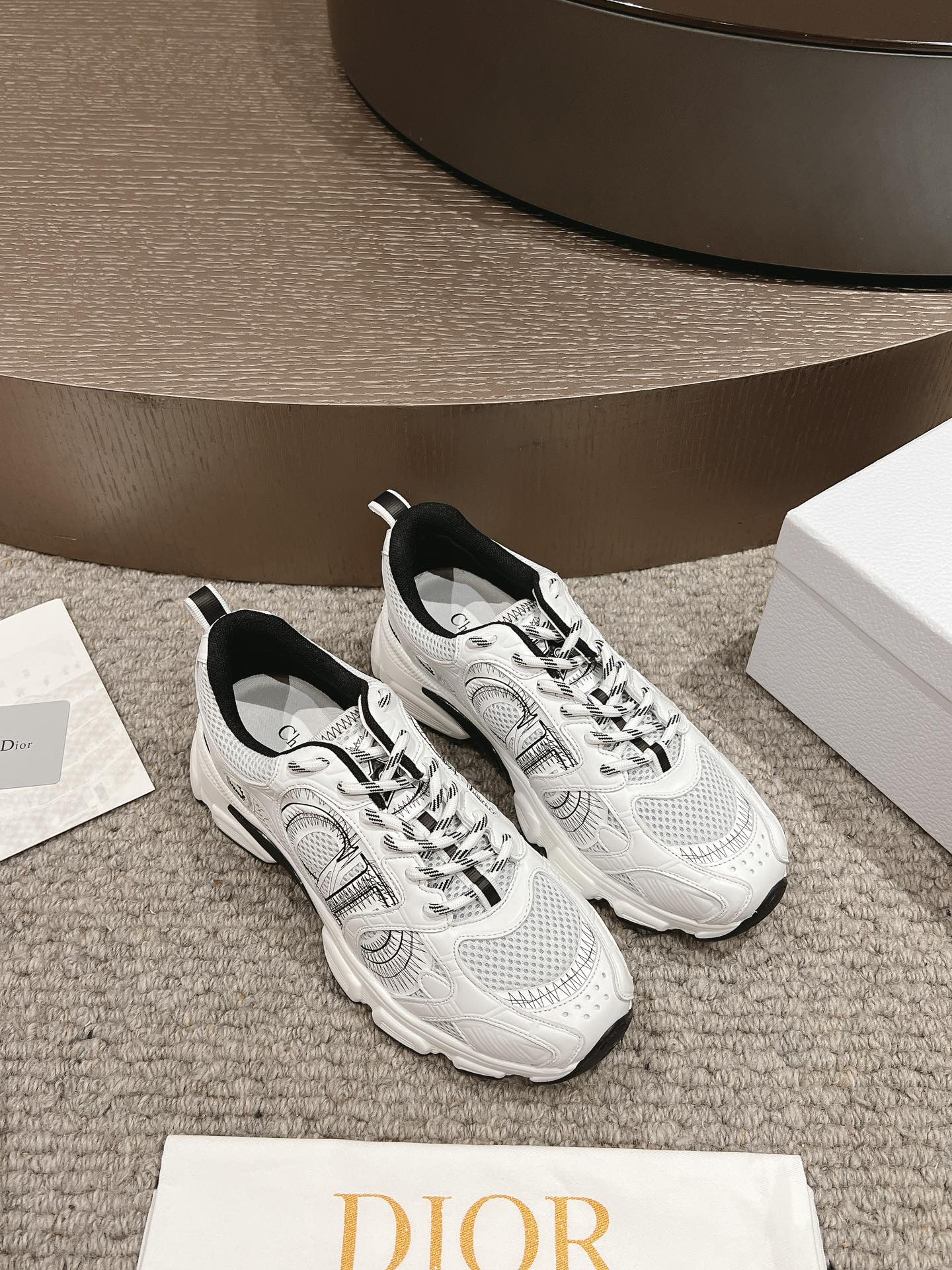 DIOR原單正品全新發售休閒鞋老爹鞋