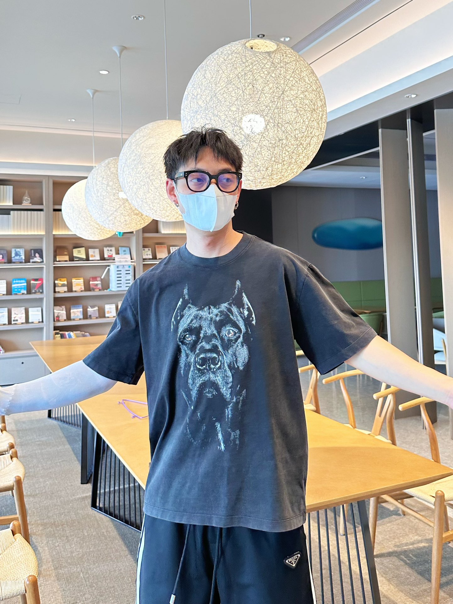 高仿Givenchy紀梵希男女款純堿短袖T恤