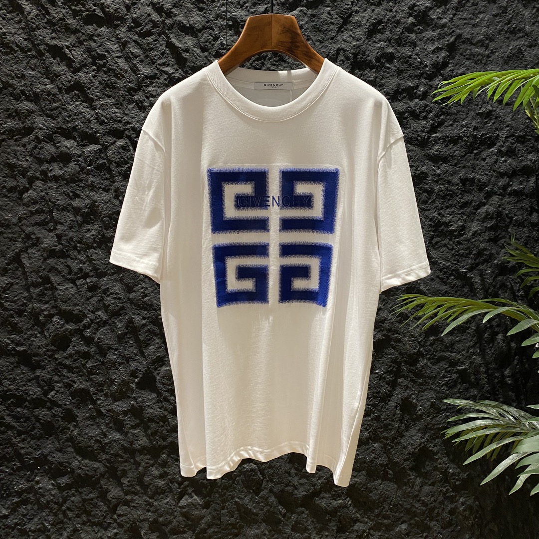 高仿紀梵希男裝圓領短袖T恤衣服