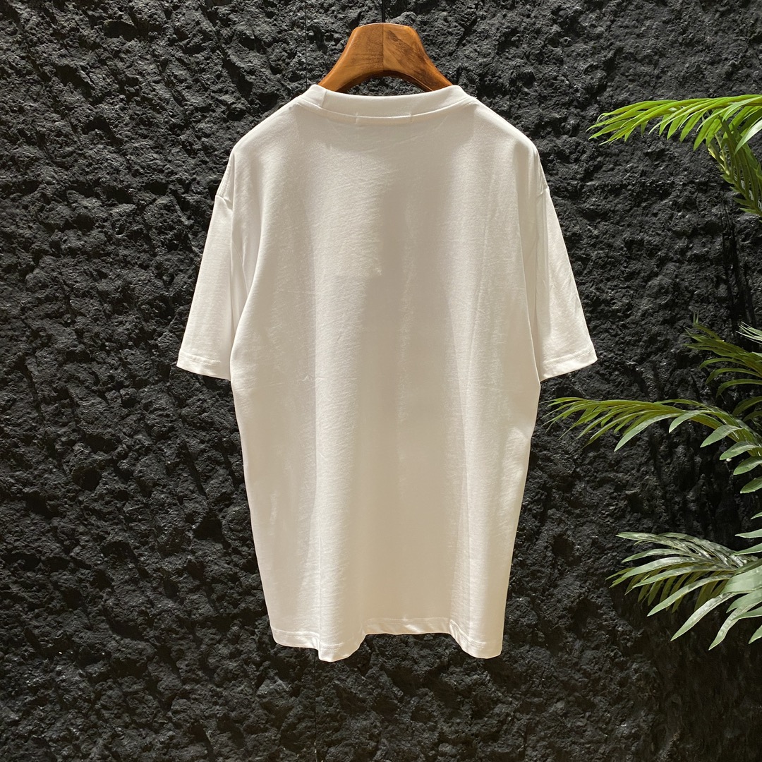 高仿紀梵希男裝圓領短袖T恤衣服
