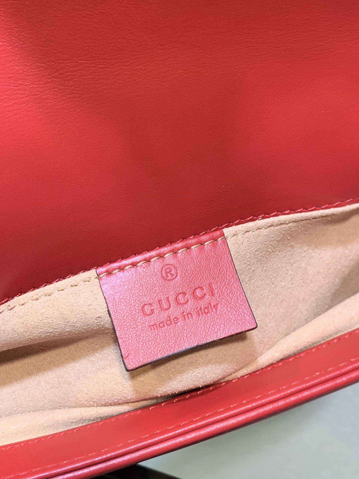 原廠皮Gucci古馳Marmot 小號包包單肩包斜挎包 紅色