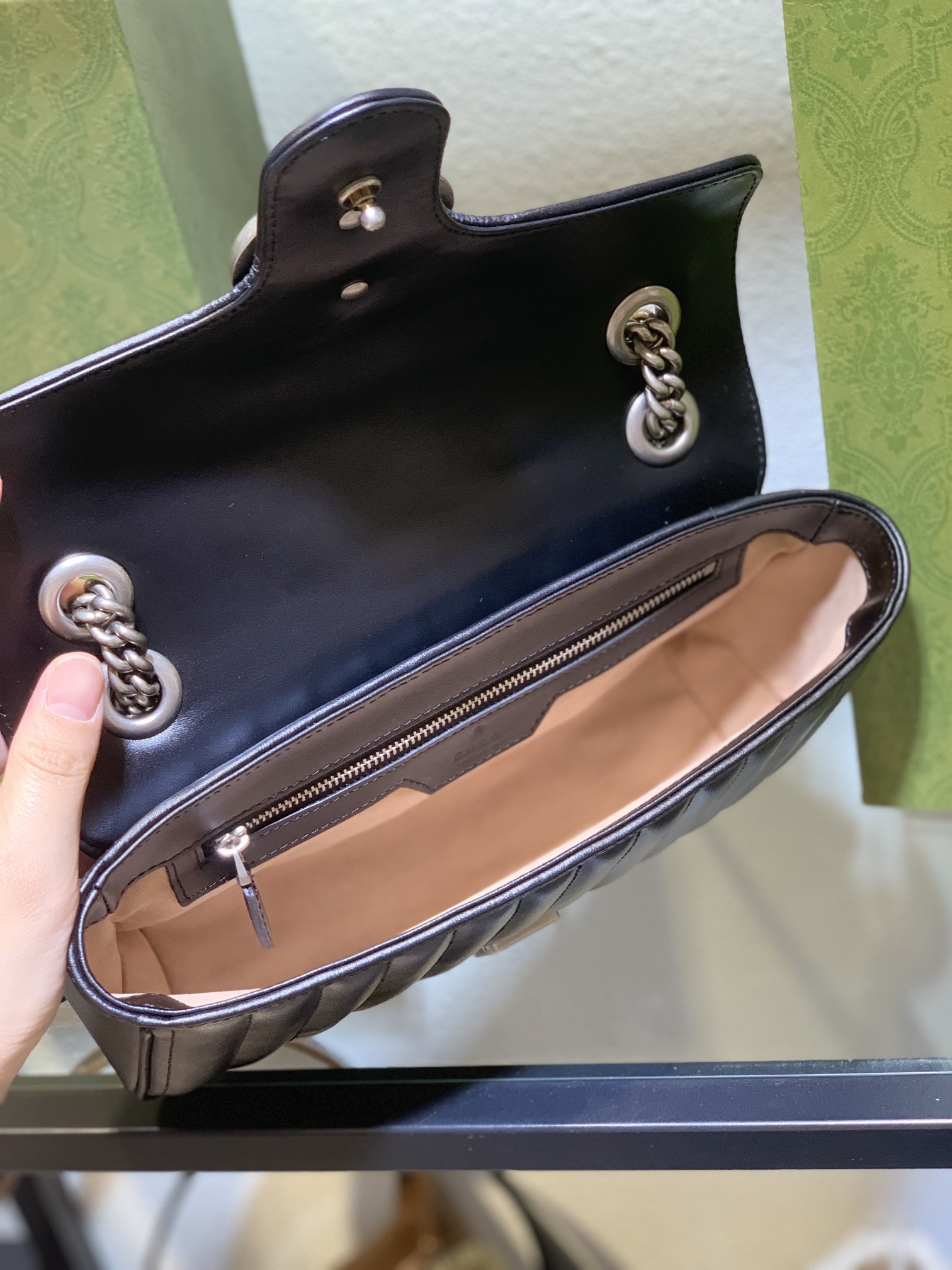 443497頂級復刻高仿Gucci女款斜挎包