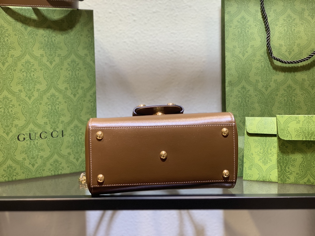 Gucci Horsebit 1955系列原單包包採用卡其色手提包