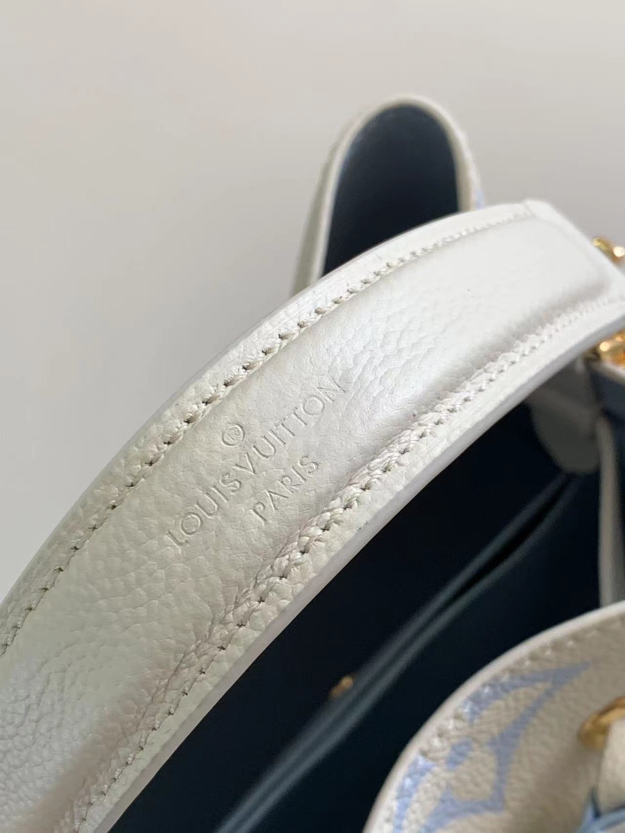 M45716 真皮miniLV高仿水桶包 NéoNoé BB