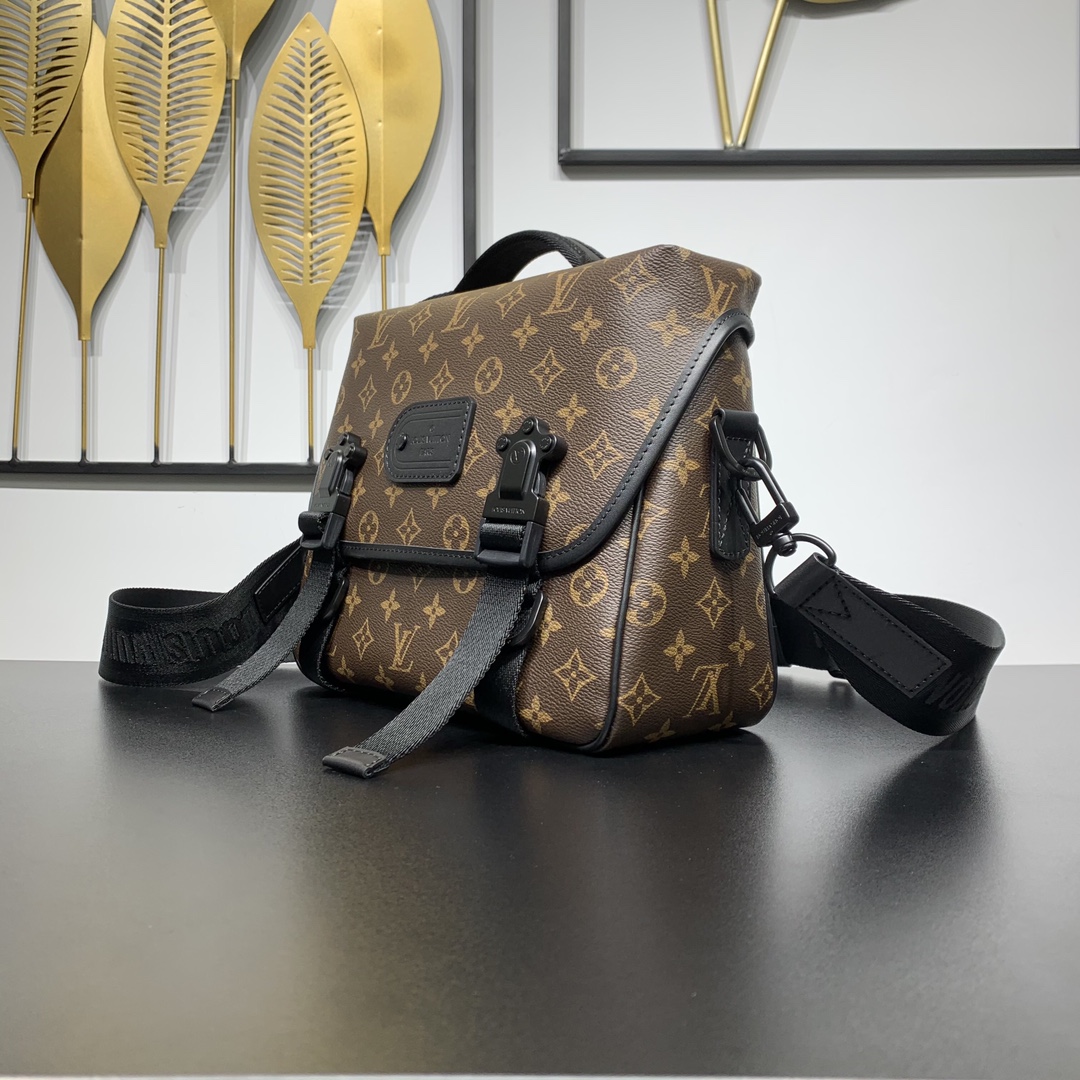 頂級高仿LV路易威登Monogram Macassar 男裝單肩包郵差包