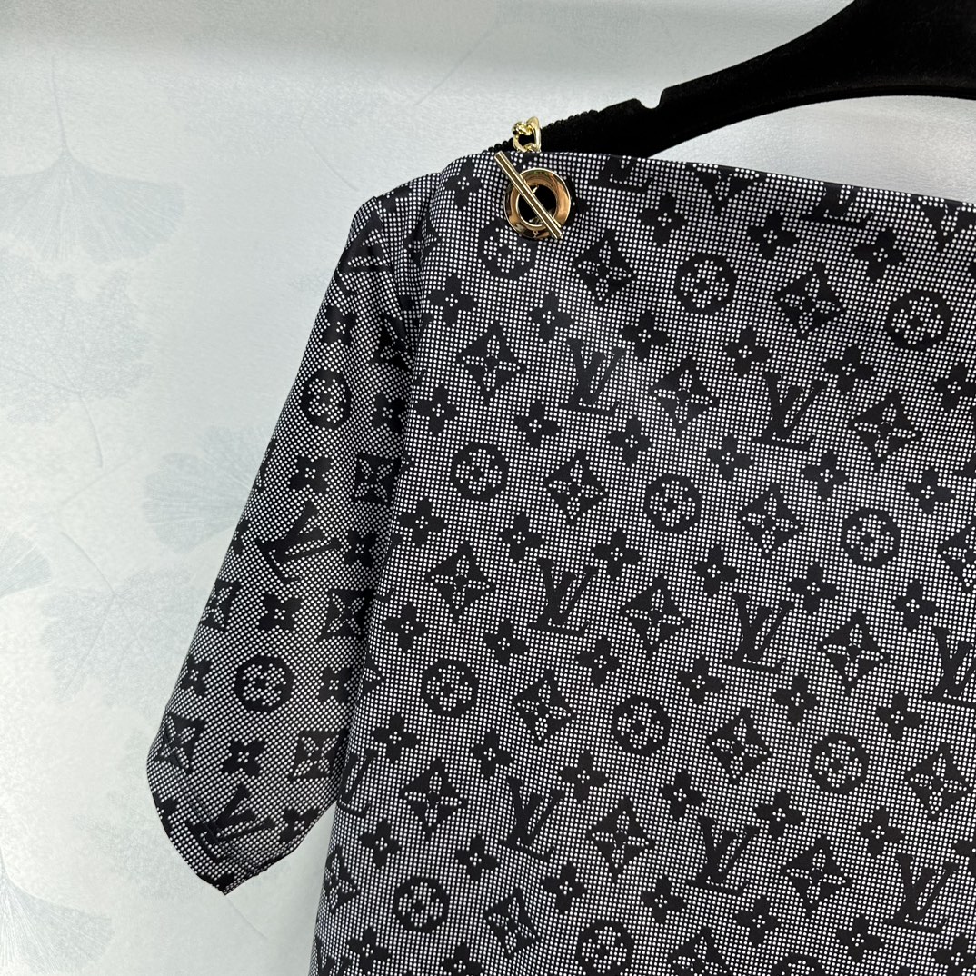 路易威登頂級高仿Monogram老花字母短袖T恤女款