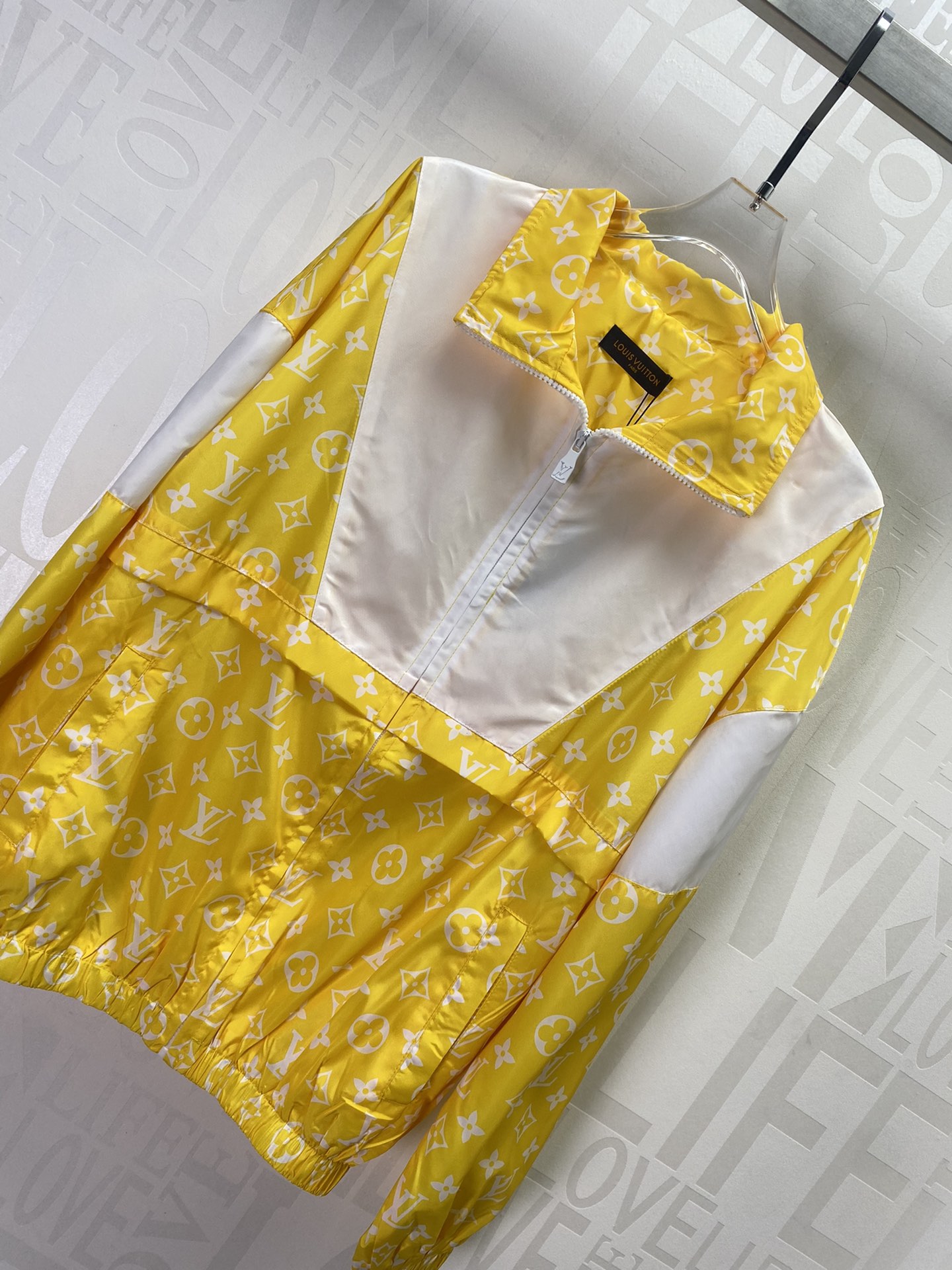 路易威登高仿LV拼色防曬服套裝多功能衣服 女款外套 超年輕時尚