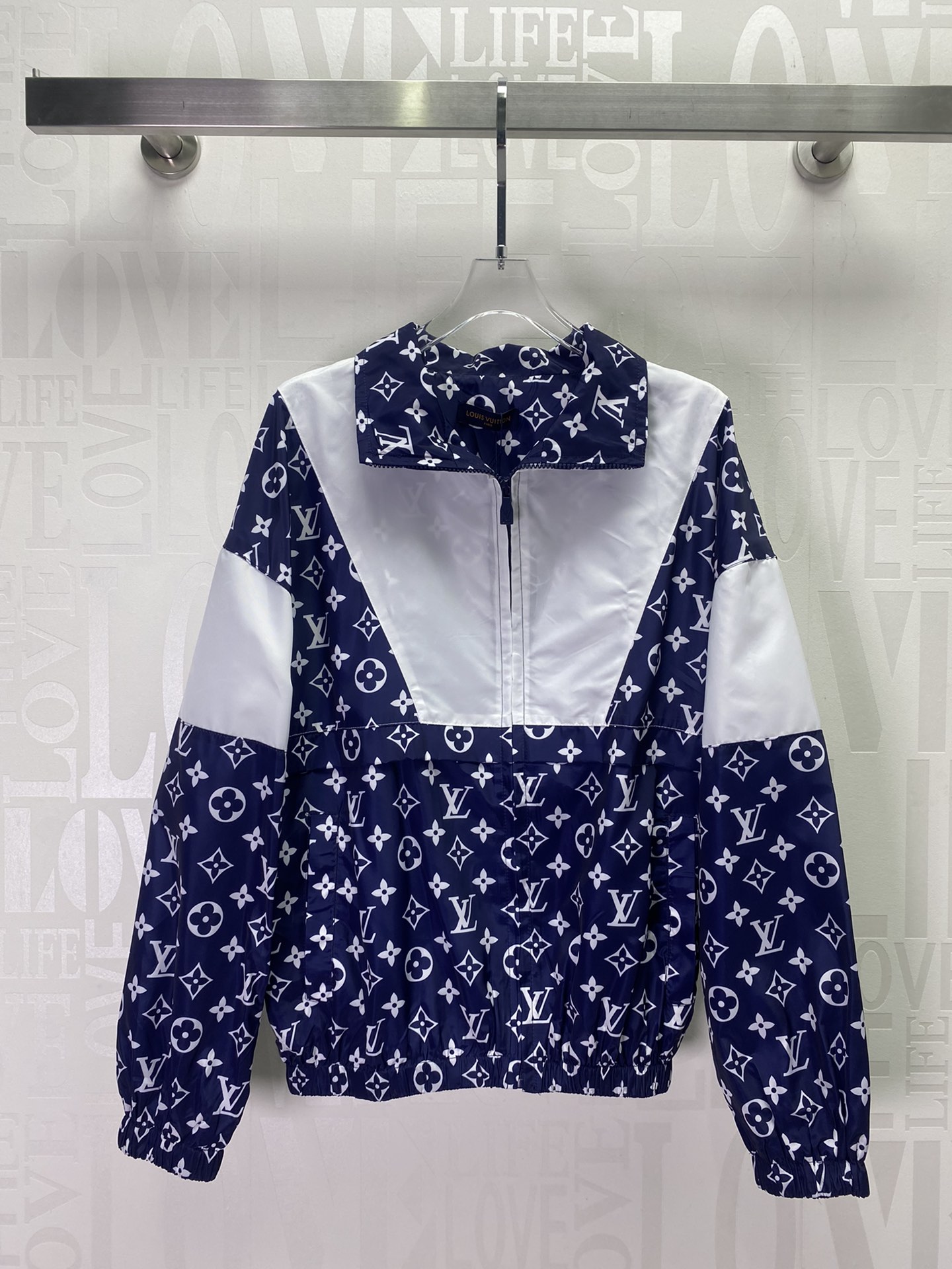 多功能防曬功能路易威登LV高仿Monograw印花裝補套裝女款衣服薄外套