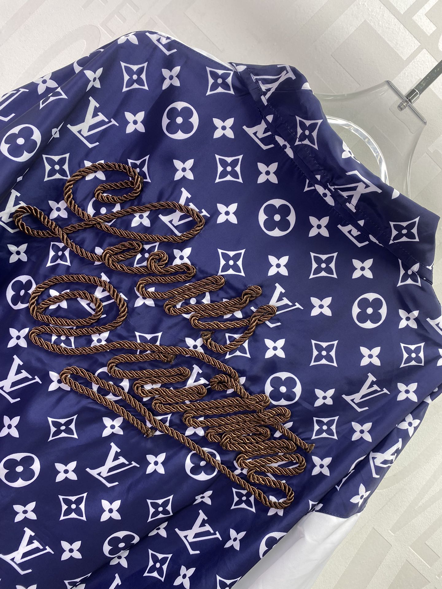 多功能防曬功能路易威登LV高仿Monograw印花裝補套裝女款衣服薄外套