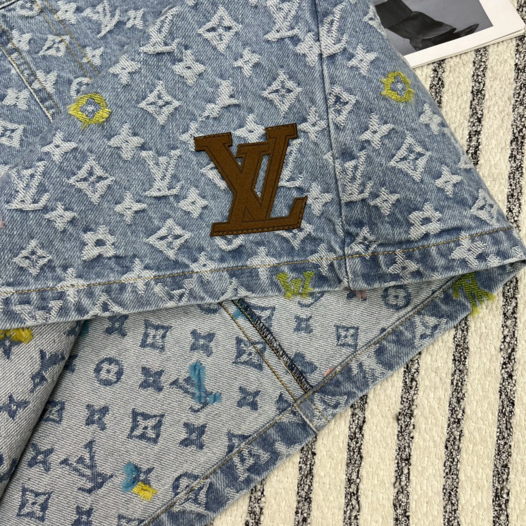 頂級一比一高仿女款LV拆卸背帶裙