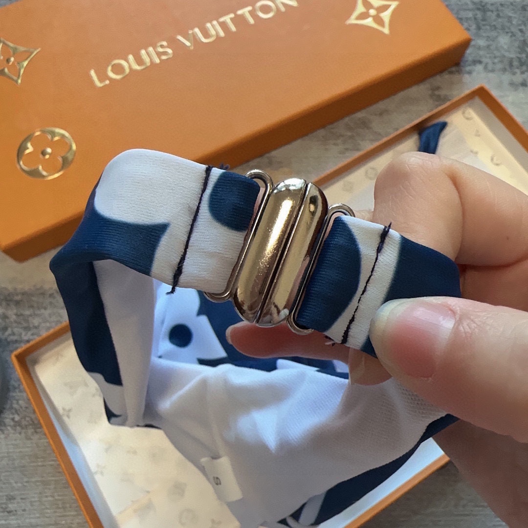 高仿LV夏日系列泳衣老花泳衣女款 超級漂亮