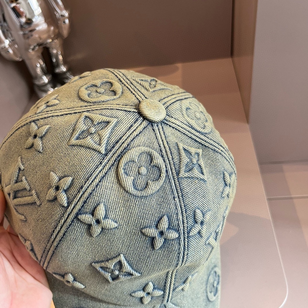 經典之作路易威登LV刺繡高仿棒球帽 頂級版本