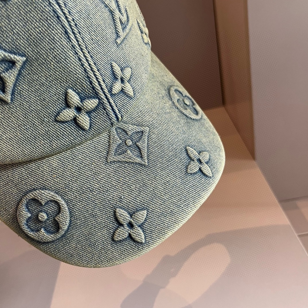 經典之作路易威登LV刺繡高仿棒球帽 頂級版本