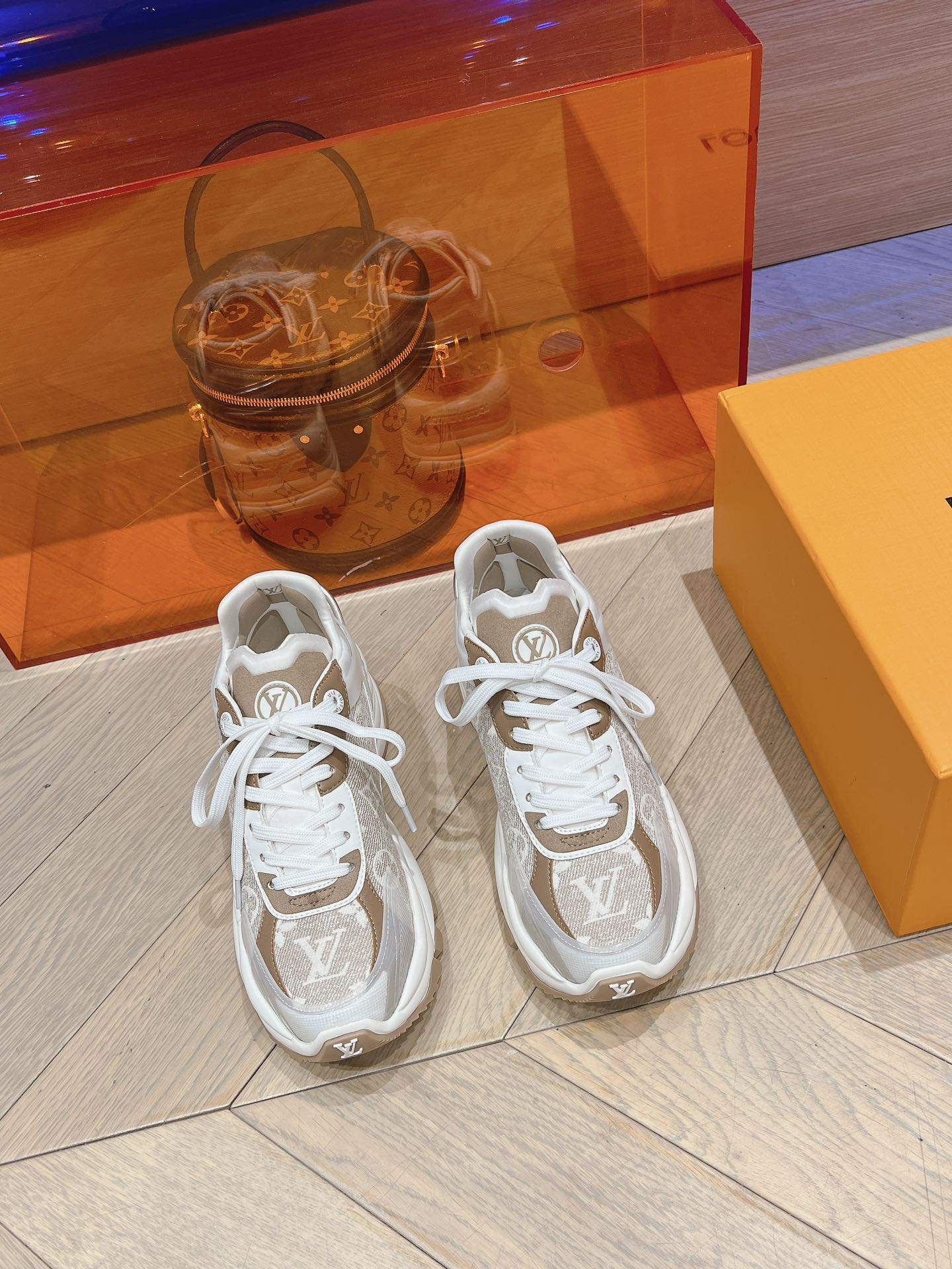 LOUIS VUITTON路易威登1:1复刻2024新品运动休闲鞋