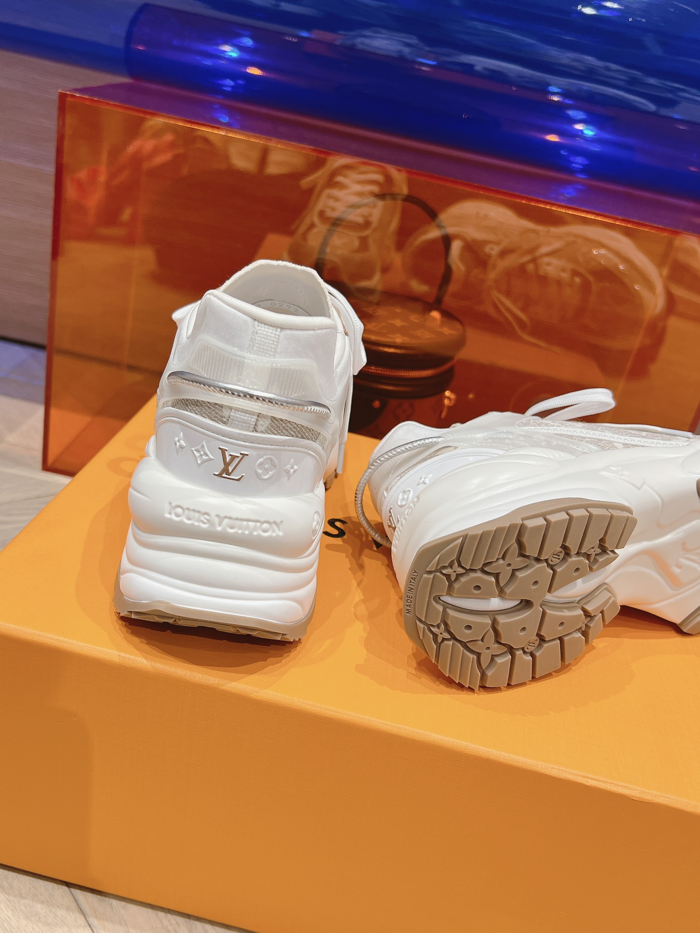 LOUIS VUITTON路易威登1:1复刻2024新品运动休闲鞋