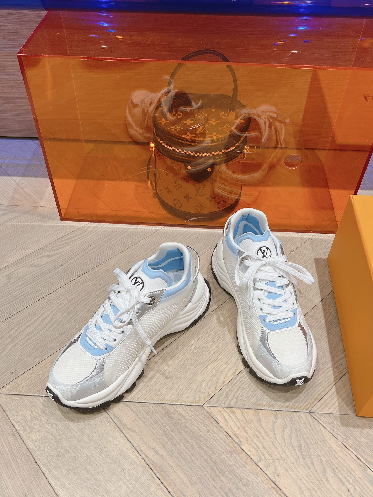 LOUIS VUITTON路易威登1:1复刻2024新品运动休闲鞋