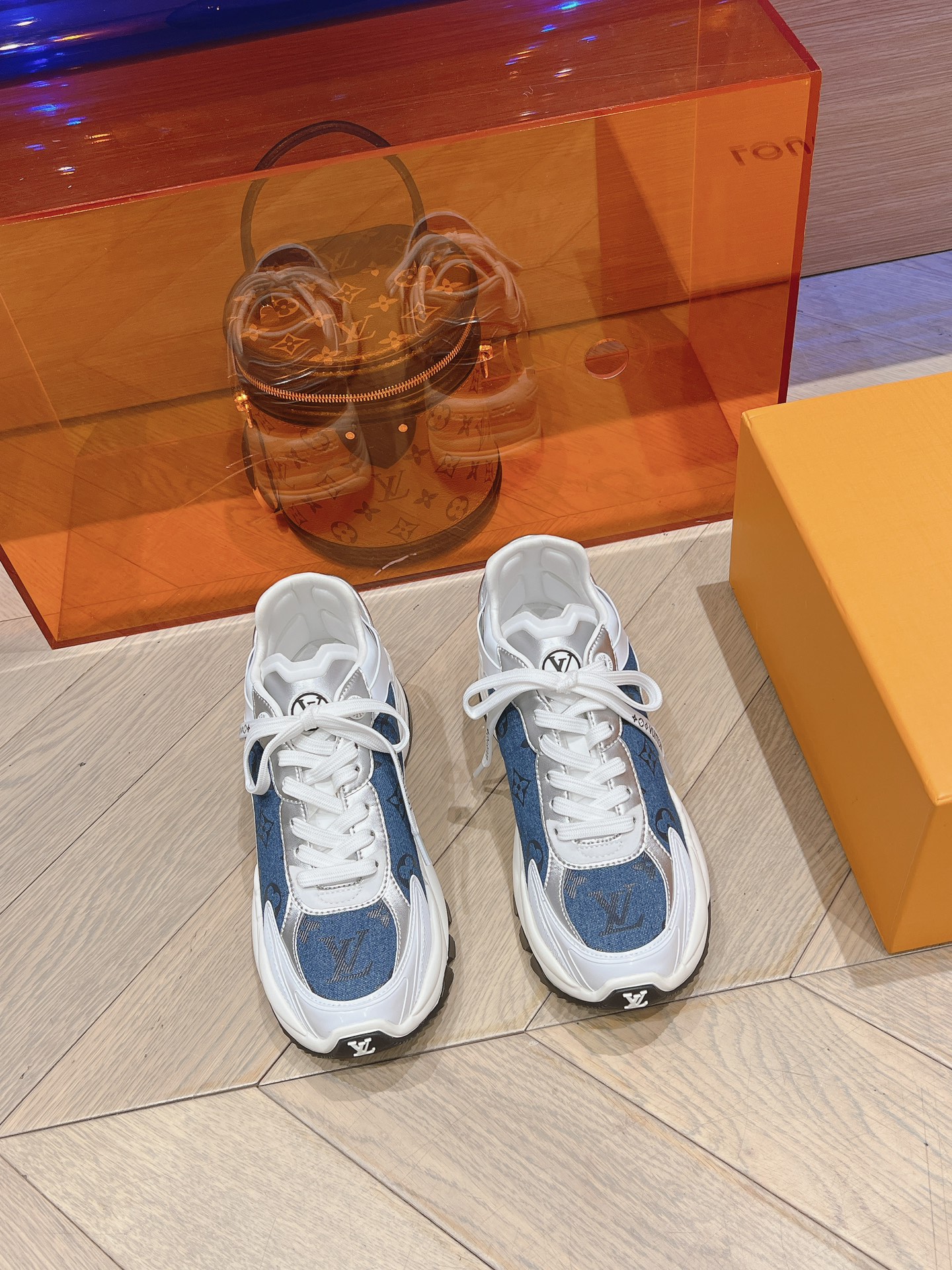 LOUIS VUITTON 高仿niek联名低帮运动休闲鞋