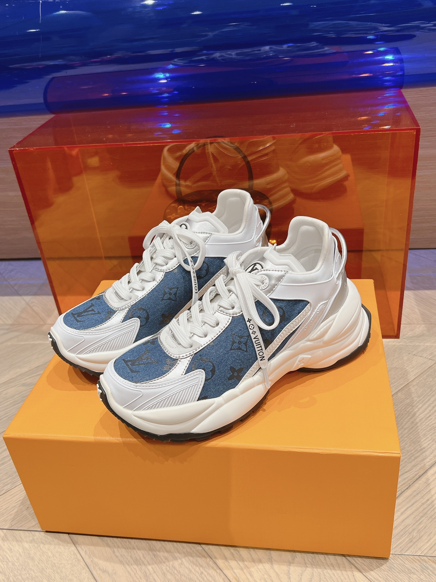 LOUIS VUITTON 高仿niek联名低帮运动休闲鞋