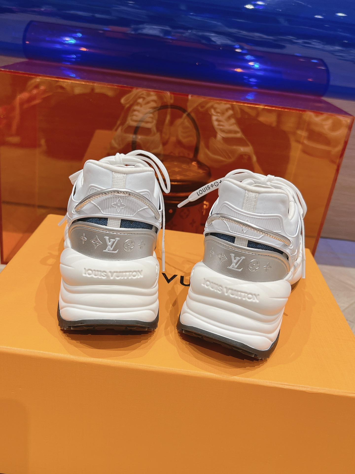 LOUIS VUITTON 高仿niek联名低帮运动休闲鞋