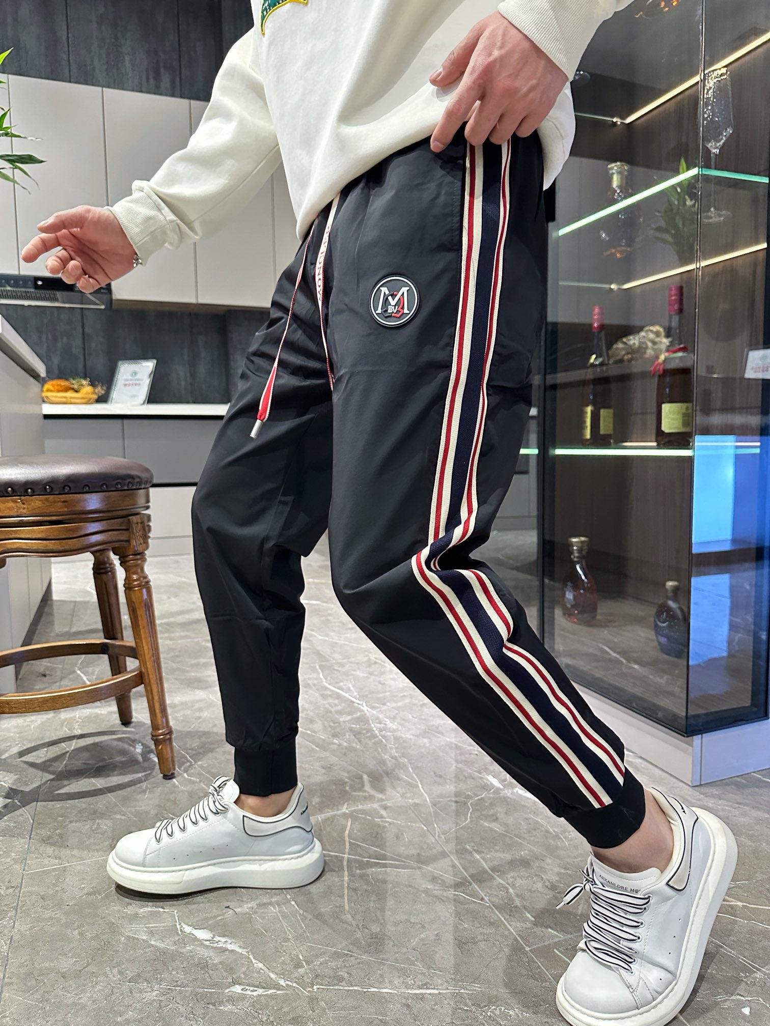頂級高仿衣服Moncler男裝logo休閒純棉休閒運動褲