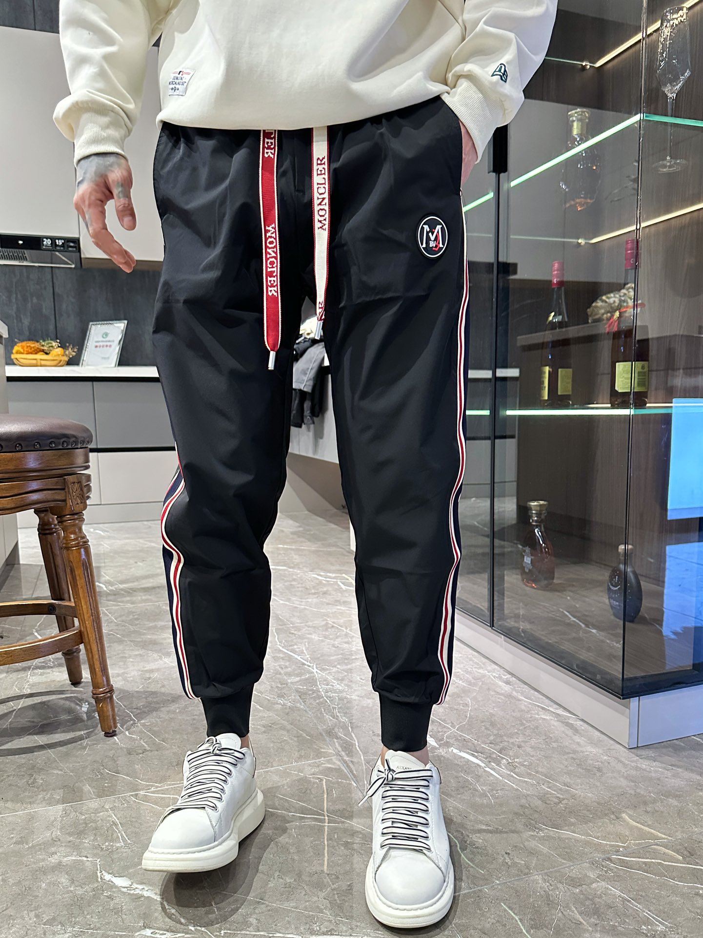 頂級高仿衣服Moncler男裝logo休閒純棉休閒運動褲