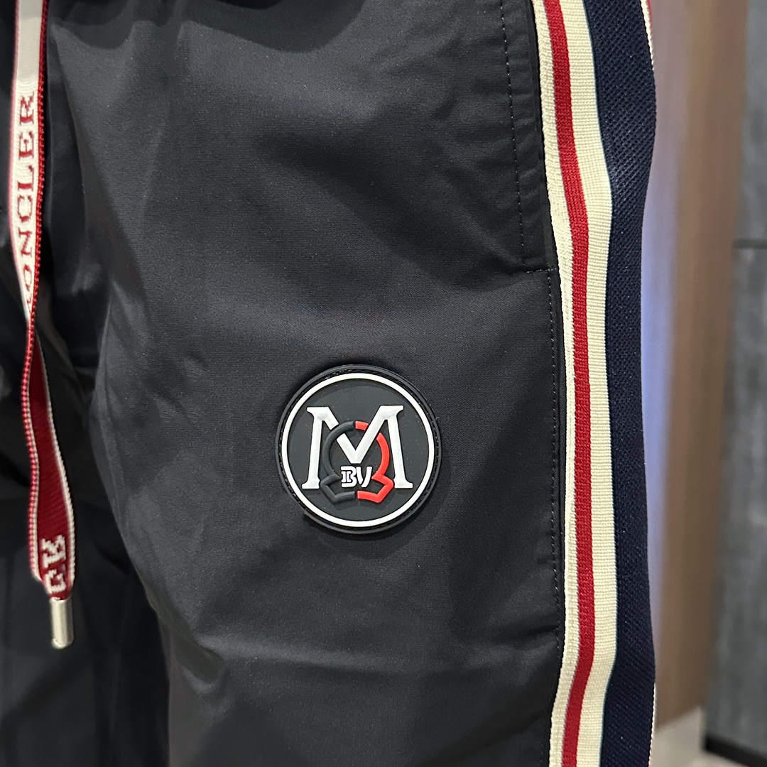 頂級高仿衣服Moncler男裝logo休閒純棉休閒運動褲